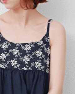 Sale-Embroidered eyelet linen dress-Navy 73400-->47800