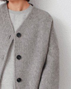 SALE - V-neck handmade wool coat - including muffler 269800-->185000