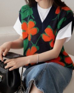 Bookle Flower Knit Vest