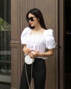 Rose balloon blouse