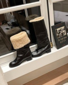 Cowhide wool boots