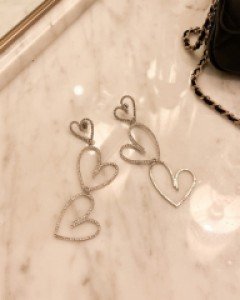 Heart drop earring