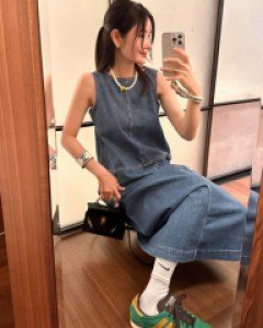 Peak denim dress