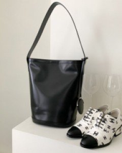 Grant black bag