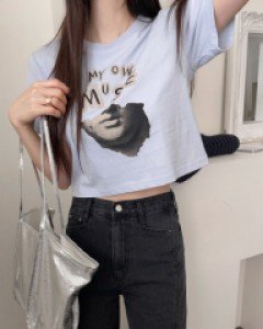 Muse crop round tee