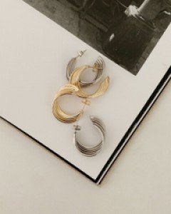 Ring twist earring