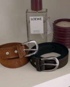 Clock cowhide belt