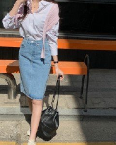 Steady midi denim skirt