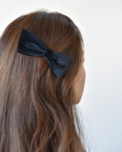 Half Bow Knot Velvet Clip