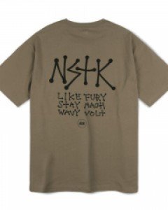 [NSTK] Way-Out Tee (Khaki)_K22QB602