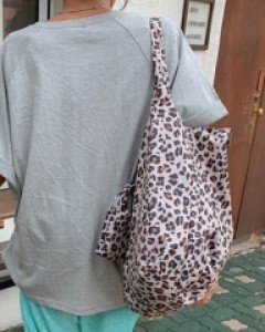 over pattern pocket bag