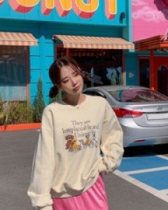 Doxnayeom long sleeve sweatshirt