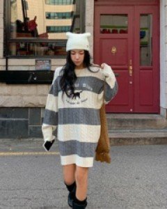 Twisted short collar wool knit dress