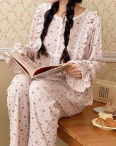 [EVELLET] Aonel Flower Lace Pajama Set