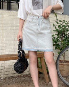 [EVELLET] Gadiren Washing Denim Skirt