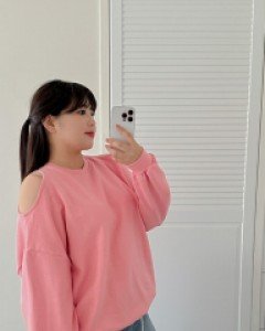 Lorenme Off shoulder Juri Sweatshirt