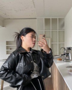 [EVELLET] Henmudi Crop Leather Jacket