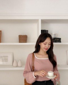 [EVELLET]Pasnel Contrast Blouse