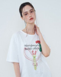 [NF] FEISTY OVER TEE (WHITE)_F23QB498