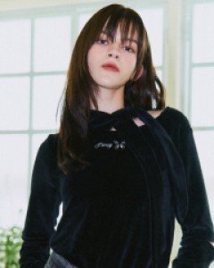 [NF] LOFTY CUT-OUT LONGSLEEVE (BLACK)_F23ZB263