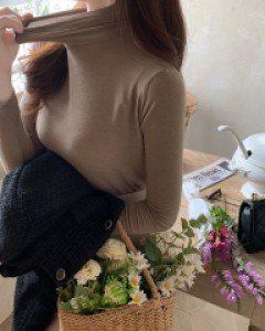 예민한 피부도 만족하는 소프트 울 목폴라 티셔츠(8COLOR)