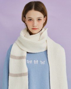 Anti - Romantic Wool Muffler ( Ivory )