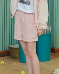 Diana wind braker shorts ( Pink )