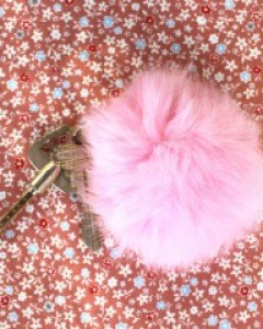 Natural rabbit fur keyring -pink