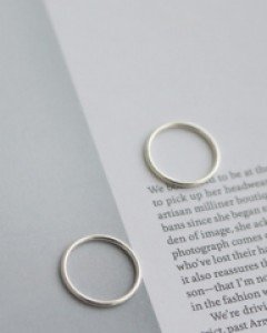 simple silver ring