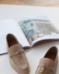 Loro suede loafer