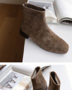 Low suede boots