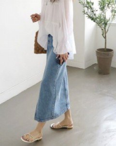 Long slit denim skirt