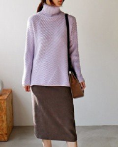 Diagonal Golgi Turtleneck - 3c