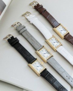 Moveld Leather Watch