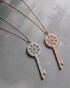 cubic key necklace