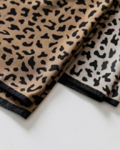 twill leopard scarf