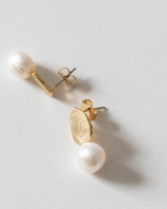 pearl unspoken earrings