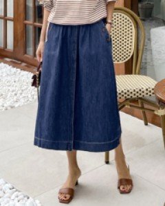 button A-line denim skirt