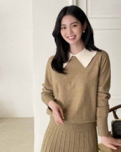 Florin color matching collar knit