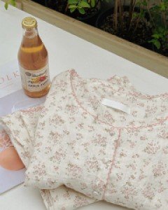 Rose Ang Flower Pajama Set