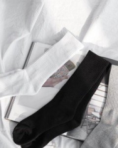 simple skate socks